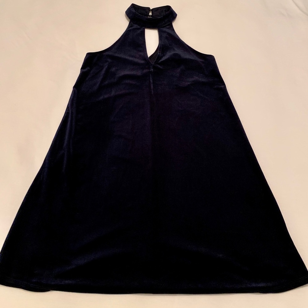 One clothing navy velvet keyhole dress - XS